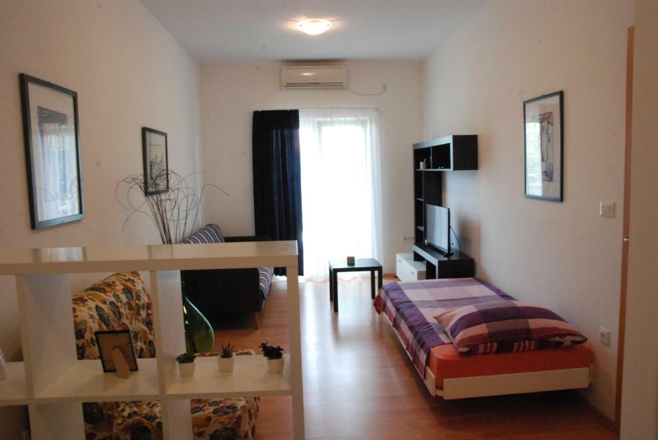 Apartmani Radin Rosini Exterior foto