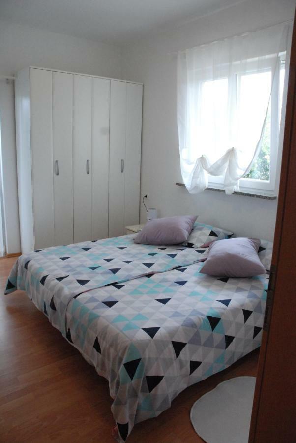 Apartmani Radin Rosini Exterior foto